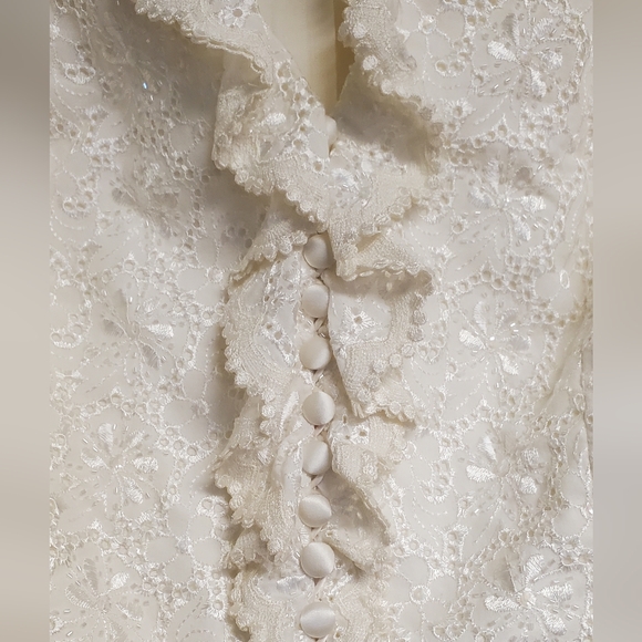 Vintage Carmen Marc Valvo Evening Jacket White Lace, Beaded & Sequin 12 - Picture 4 of 10